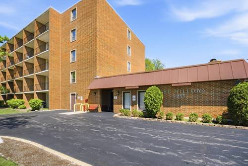 255 S West Unit 310, Elmhurst, IL 60126
