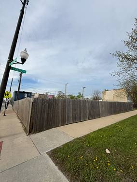 3964 W Ohio, Chicago, IL 60624
