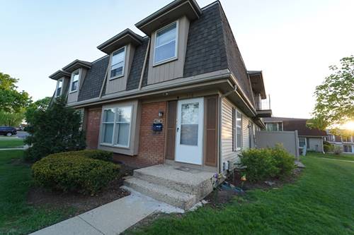 718 Newton, Schaumburg, IL 60193