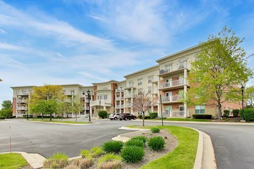 601 W Rand Unit 201, Arlington Heights, IL 60004