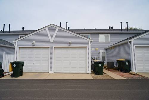 375 Meadow Green, Round Lake Beach, IL 60073