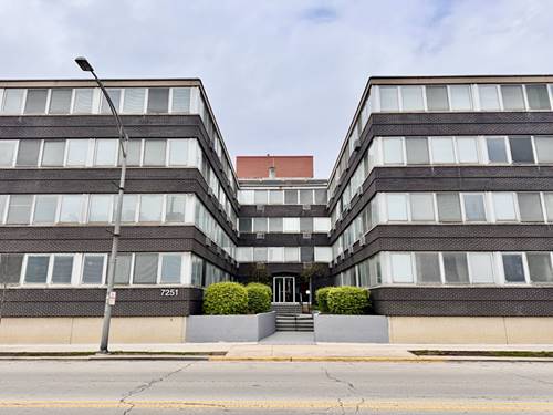 7251 Randolph Unit A2, Forest Park, IL 60130