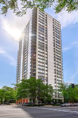 1360 N Sandburg Unit 1510C, Chicago, IL 60610