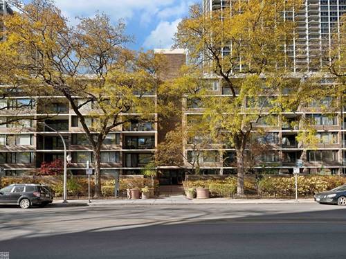 1555 N Sandburg Unit 310K, Chicago, IL 60610