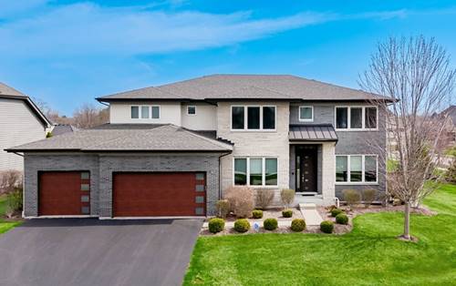 32 N Acacia, Hawthorn Woods, IL 60047