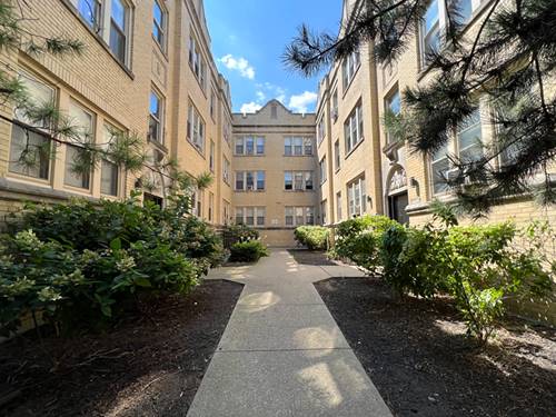 2414 N Kilbourn Unit 3, Chicago, IL 60639