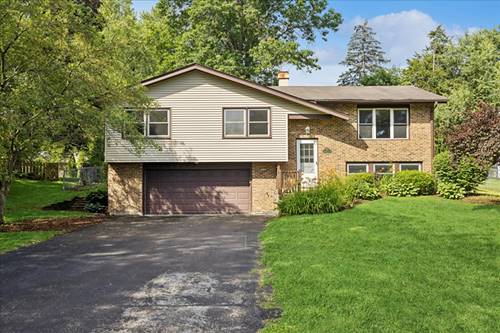 4913 Redbird, Crystal Lake, IL 60012