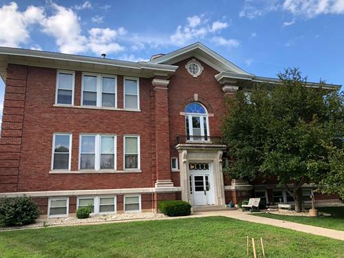 730 N Seminary Unit 1C, Woodstock, IL 60098