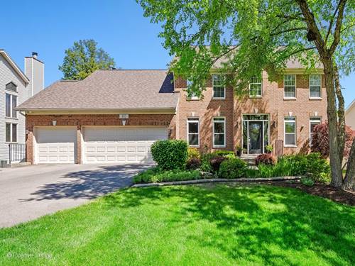 832 Bemis, Glen Ellyn, IL 60137