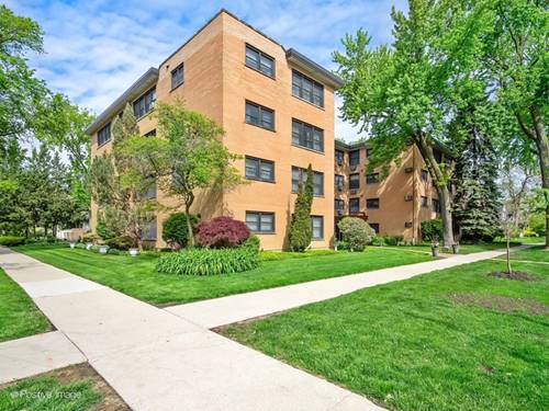 500 Washington Unit 301, Oak Park, IL 60302