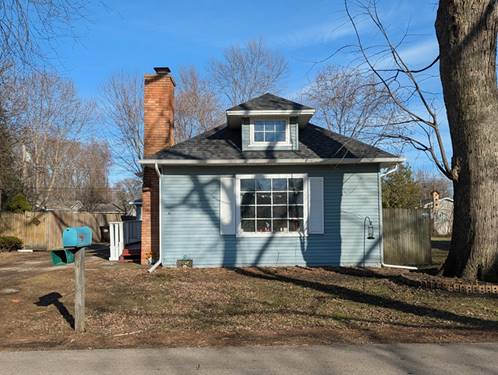 117 Lakewood, Crystal Lake, IL 60014