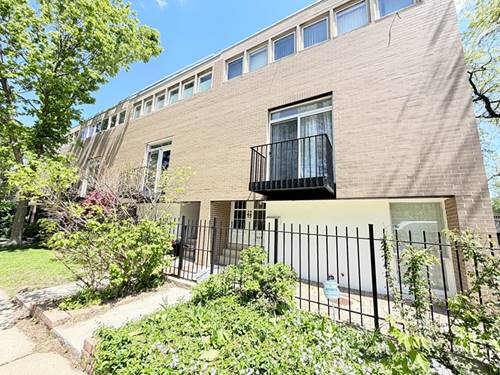 5557 S Harper, Chicago, IL 60637