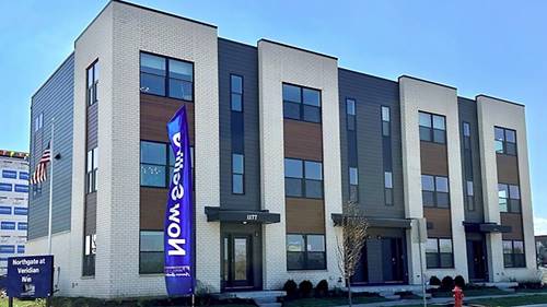 2220 Lake Shore, Schaumburg, IL 60173