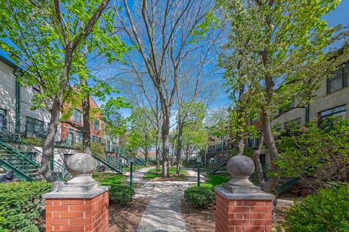 1812 S Dearborn Unit 28, Chicago, IL 60616