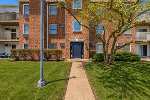 1332 Cunat Unit 2B, Lake In The Hills, IL 60156