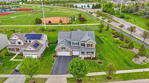 8992 Pearsall, Huntley, IL 60142