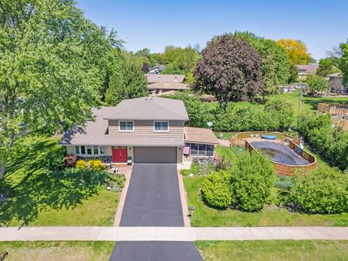 534 E Foster, Roselle, IL 60172