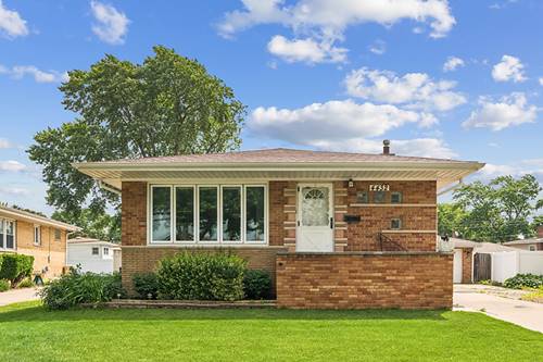 4432 W 100th, Oak Lawn, IL 60453
