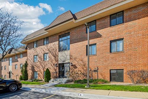 200 E Fountainview Unit 2A, Lombard, IL 60148
