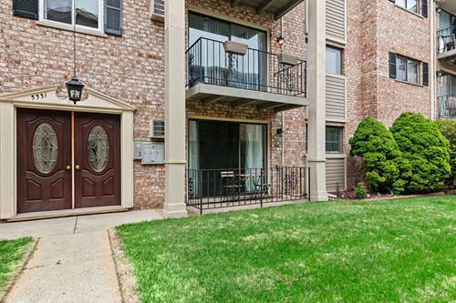 5331 N Delphia Unit 231, Chicago, IL 60656