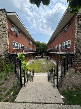 6911 N Ridge, Chicago, IL 60645