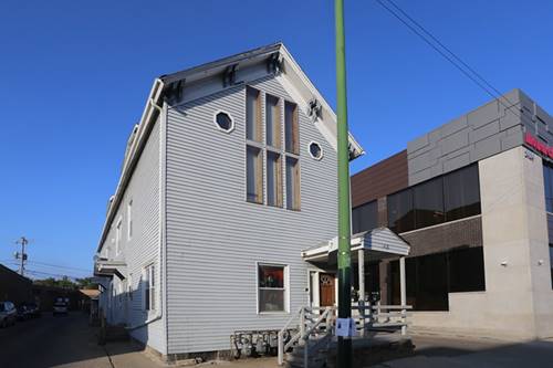 2458 N Clybourn, Chicago, IL 60614