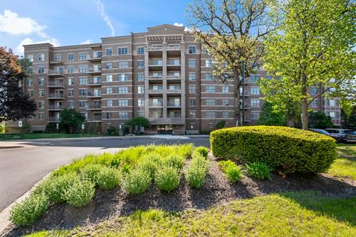 125 Lakeview Unit 301, Bloomingdale, IL 60108