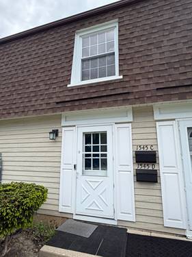 1545 Woodcutter Unit D, Wheaton, IL 60189