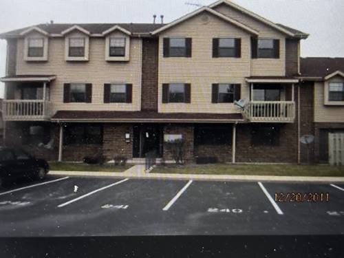 353 S Whispering Hills Unit B, Naperville, IL 60540