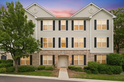 150 S Waters Edge Unit F, Glendale Heights, IL 60139