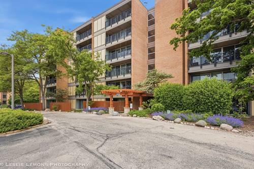 5950 Oakwood Unit 4K, Lisle, IL 60532