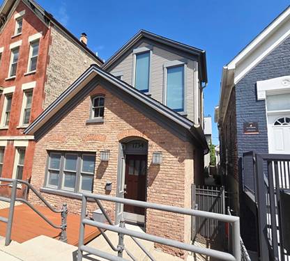 1734 W Beach, Chicago, IL 60612
