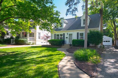 352 S Wright, Naperville, IL 60540