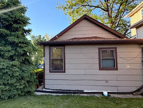 209 Ohio, Joliet, IL 60432