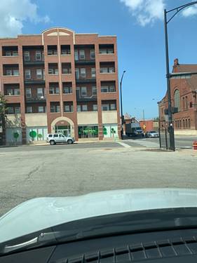 2000 W Warren Unit 5SW, Chicago, IL 60612
