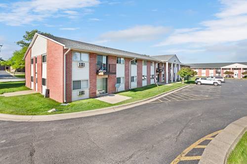 659 E Fullerton Unit 204, Glendale Heights, IL 60139