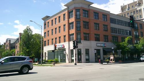 125 N Euclid Unit 402, Oak Park, IL 60301