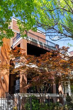 3252 N Seminary Unit 3, Chicago, IL 60657