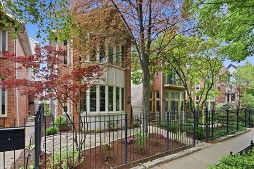 1209 W Roscoe, Chicago, IL 60657