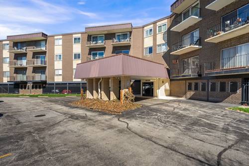 9820 S Pulaski Unit 315, Oak Lawn, IL 60453