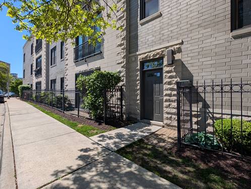 750 N Willard Unit 103, Chicago, IL 60642