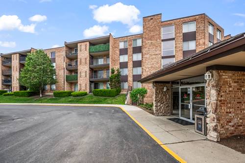 1103 S Hunt Club Unit 126, Mount Prospect, IL 60056