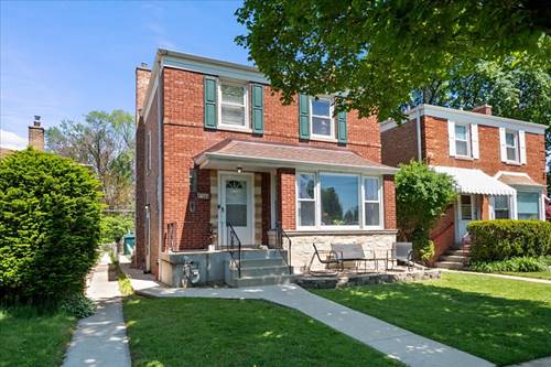 2504 W Jarvis, Chicago, IL 60645