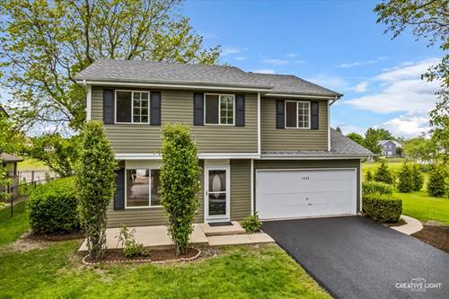 1423 Bangor, Aurora, IL 60504
