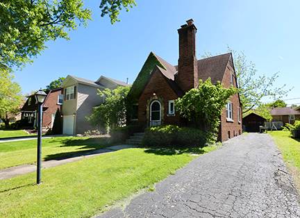 1318 Colorado, Joliet, IL 60435
