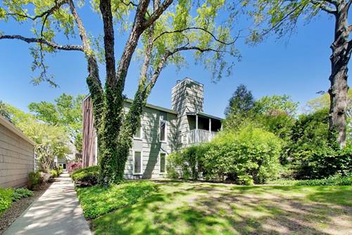 1520 Stonebridge Unit 2-1, Wheaton, IL 60189
