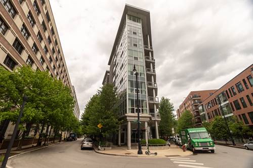 845 N Kingsbury Unit 704, Chicago, IL 60610