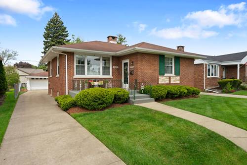 2226 Hawthorne, Westchester, IL 60154