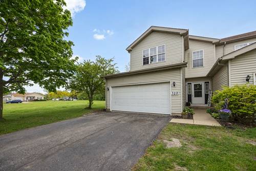 709 Carlisle, Woodstock, IL 60098