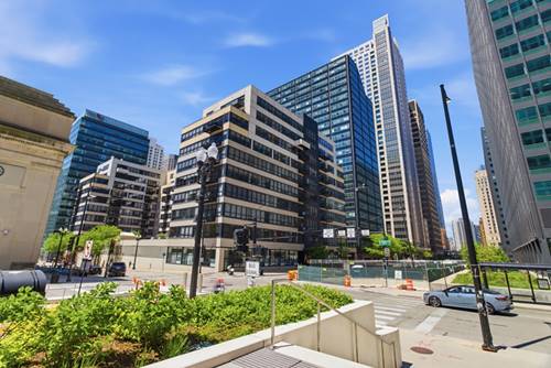 130 S Canal Unit 721, Chicago, IL 60606